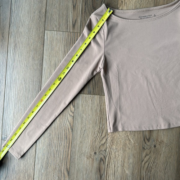 Abercrombie Soft A&F Collection Long Sleeve - Picture 7 of 7